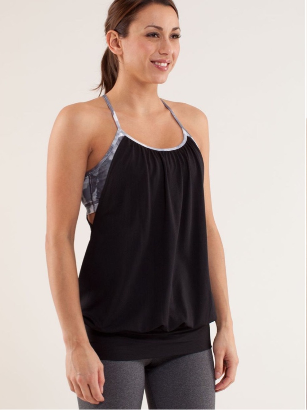 Lululemon No Limit Tank in Black / White Coal Tinted Canvas Super - Picture 2 of 13